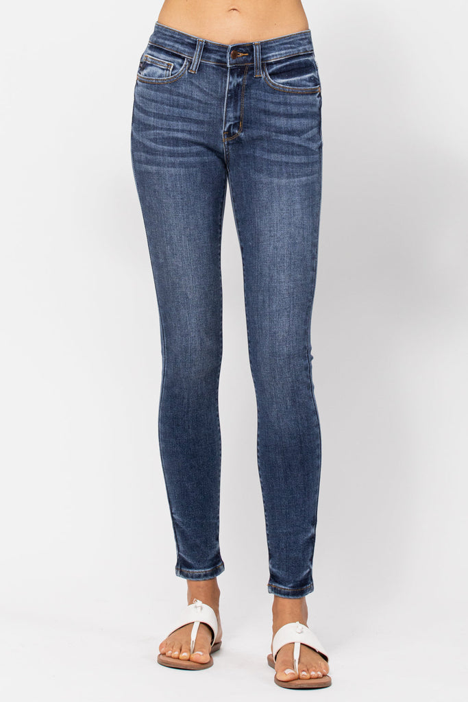 Judy Blue Mid-Rise Handsand Skinny Jeans 82252 in Medium Blue