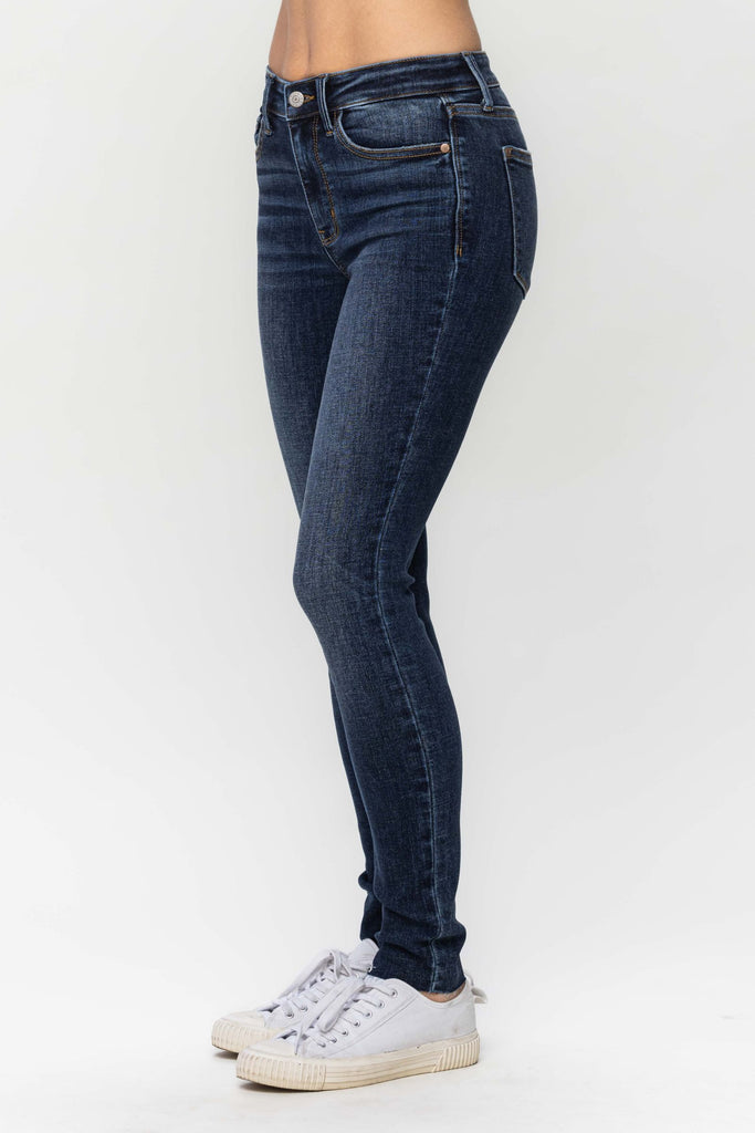 Judy Blue High Rise Vintage Raw Hem Skinny Jeans JB82527