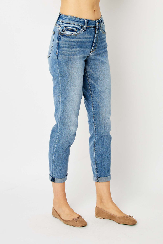 Judy Blue Mid-Rise Cuffed Slim Jeans JB82441 in Medium Blue