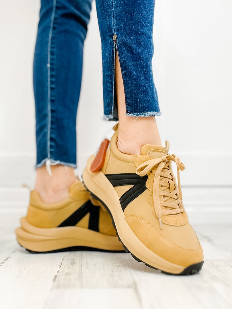 MIA Scout Sneaker Shoe in Tan / Black (Women)