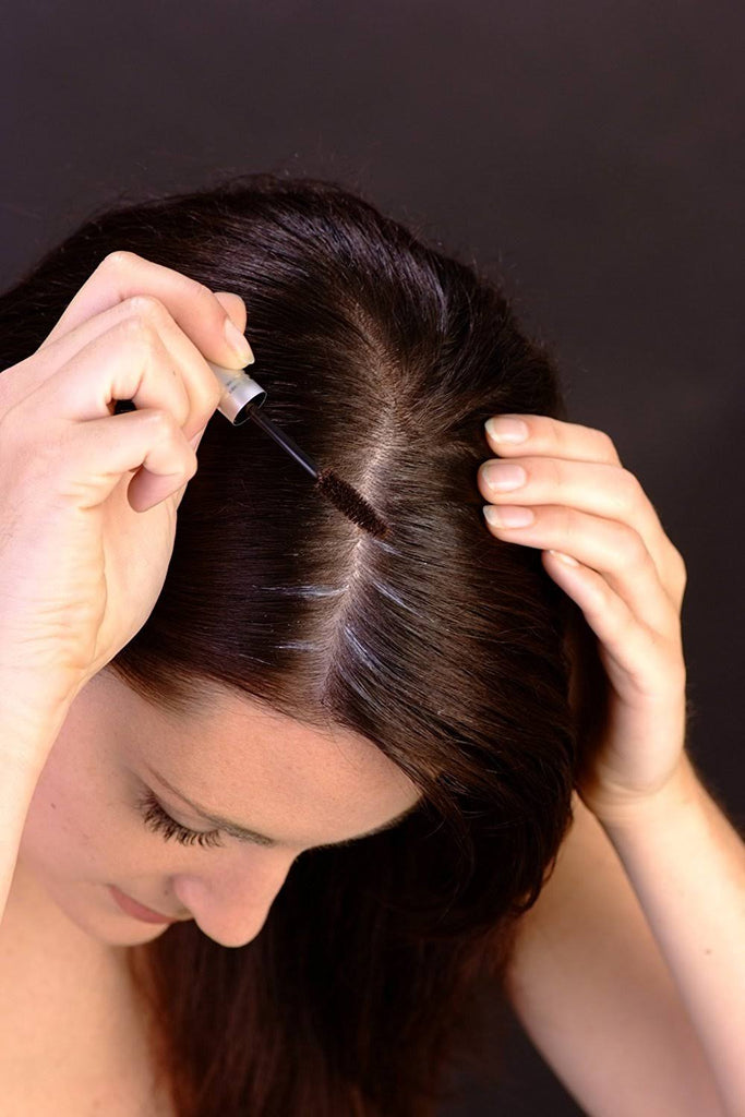 Ashy Blond Hair Mascara